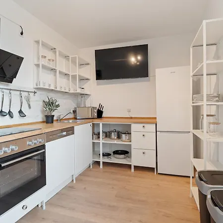 Premium Teamquartier Nord Mit Stellplatz Apartment Erfurt
